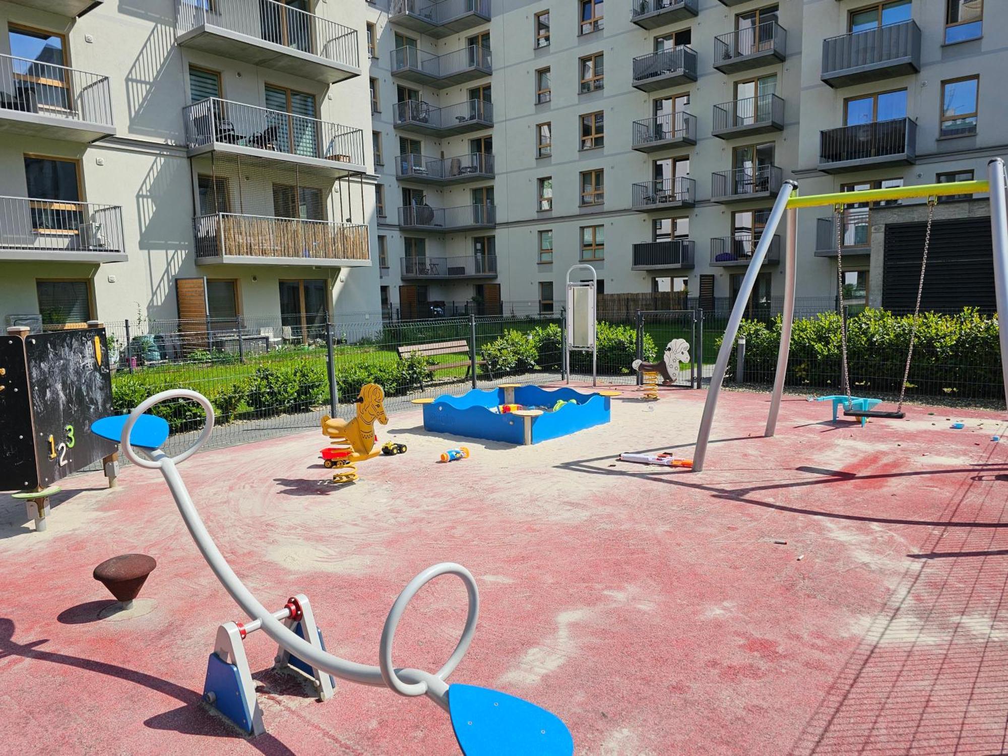 Apartament Przy Szkole Filmowej, Darmowy Parking Лодз Екстериор снимка
